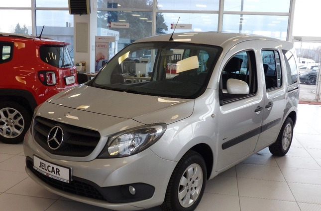 Mercedes-Benz Citan cena 36999 przebieg: 176055, rok produkcji 2015 z Pionki małe 211